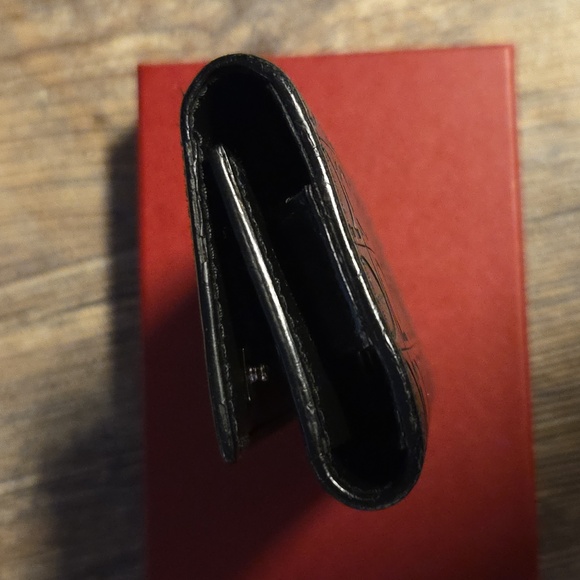 Salvatore Ferragomo Black Embossed Key Holder Wallet - Picture 4 of 17